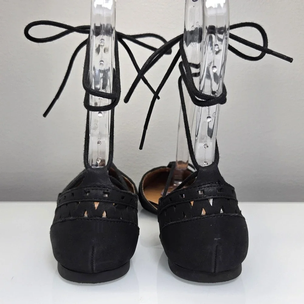 MIA Norine Lace Up Ankle Wrap Flats 7.5 Black Pointed Toe Laser Cut‎ Romantic